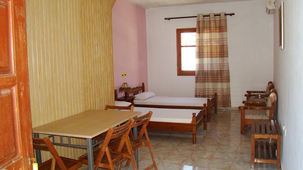 Kristi Apartment Poros  Стая снимка