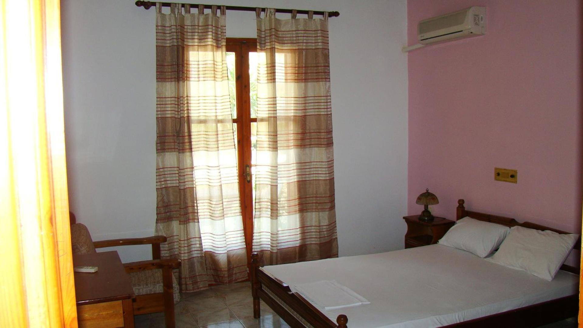 Kristi Apartment Poros  Стая снимка