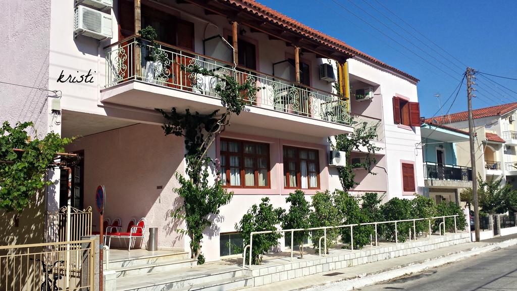 Kristi Apartment Poros  Екстериор снимка