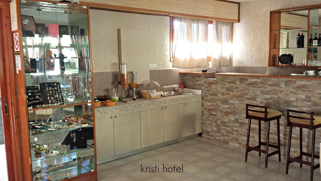 Kristi Apartment Poros  Екстериор снимка